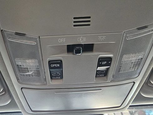 Used 2018 Toyota RAV4 XLE w/ Plus Extra Value Package image 43