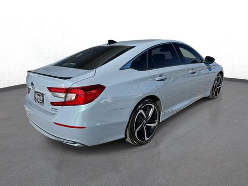 Used 2022 Honda Accord Sport image 3