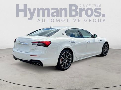 Used 2022 Maserati Ghibli Modena Q4 image 3