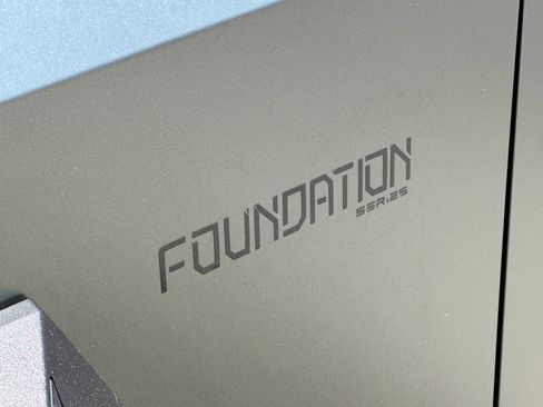 Used 2024 Tesla Cybertruck AWD Crew Cab image 31