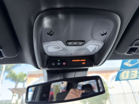 Used 2026 Chevrolet Colorado LT RWD image 43