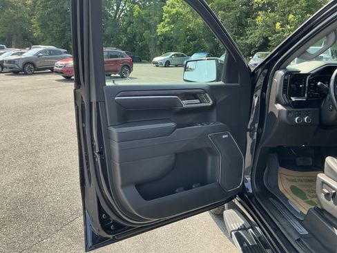 Used 2023 GMC Sierra 1500 SLT w/ SLT Convenience Package AWD/4WD image 29