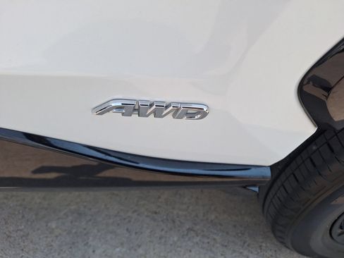 Used 2024 Toyota RAV4 XSE AWD/4WD image 14