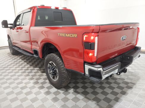 Used 2023 Ford F250 Lariat w/ Lariat Ultimate Package AWD/4WD image 2