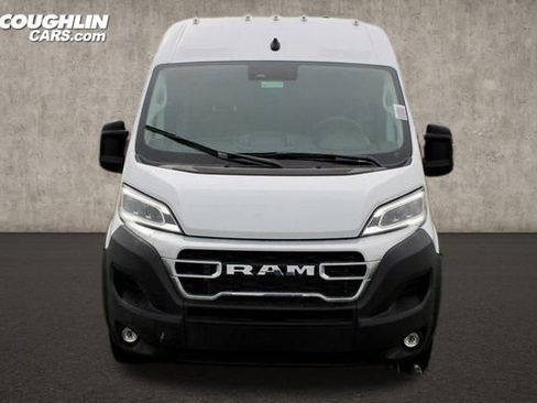 New 2024 RAM ProMaster 3500 w/ Quick Order Package 22G SLT image 3