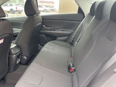 New 2026 Hyundai Elantra SE image 11