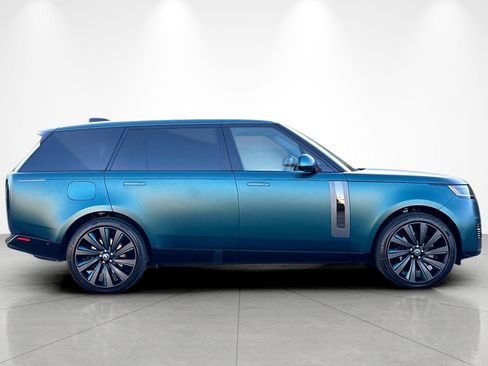 New 2025 Land Rover Range Rover SV image 7