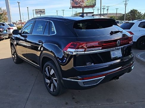 New 2026 Volkswagen Atlas Cross Sport SEL AWD/4WD image 7
