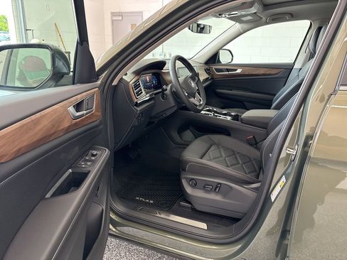 New 2026 Volkswagen Atlas SE AWD/4WD image 13