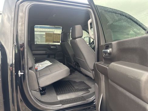Used 2025 Chevrolet Silverado 2500 Custom w/ Custom Value Package AWD/4WD image 19
