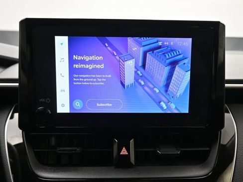 Used 2023 Toyota Corolla LE FWD image 17