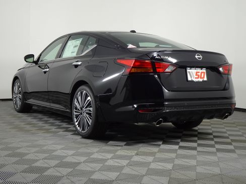 Used 2025 Nissan Altima 2.5 SL image 16