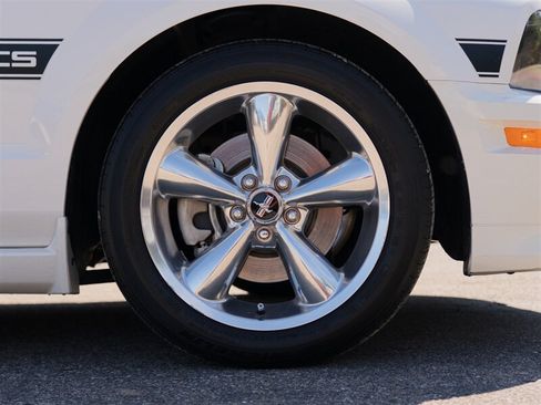 Used 2008 Ford Mustang GT Premium RWD image 35