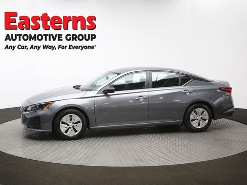 Used 2024 Nissan Altima 2.5 S image 58