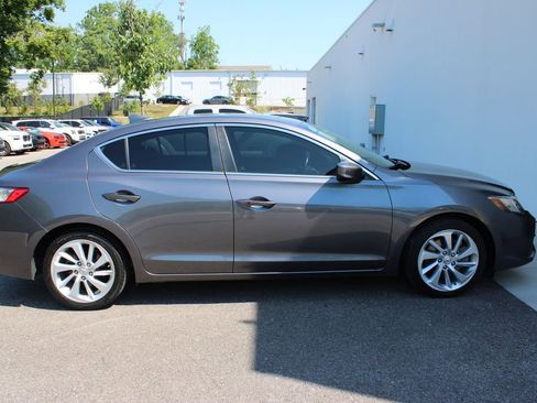 Used 2018 Acura ILX FWD image 32