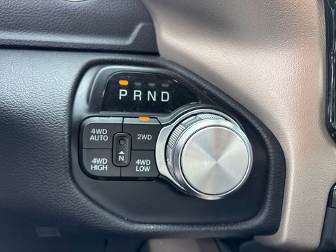 Used 2022 RAM 1500 Laramie AWD/4WD image 27