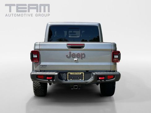 Used 2021 Jeep Gladiator Rubicon AWD/4WD image 6