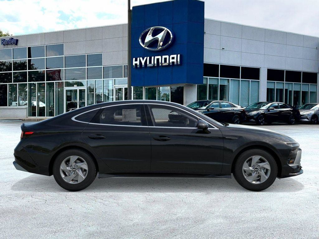 New 2026 Hyundai Sonata SE FWD image 9