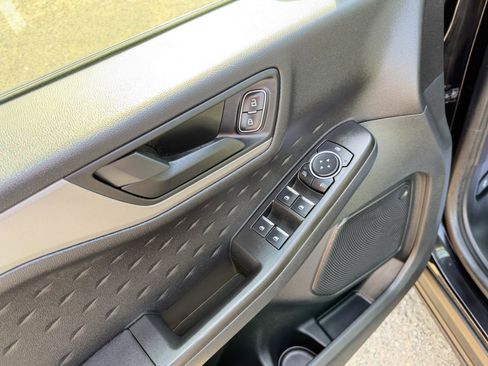 Used 2020 Ford Escape S FWD image 17
