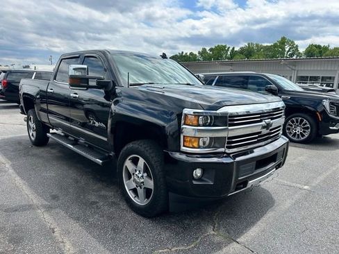 Used 2016 Chevrolet Silverado 2500 High Country w/ Duramax Plus Package AWD/4WD image 1