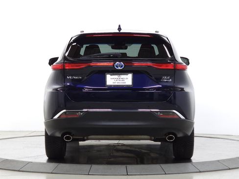 Used 2021 Toyota Venza XLE w/ Softex Package AWD/4WD image 7