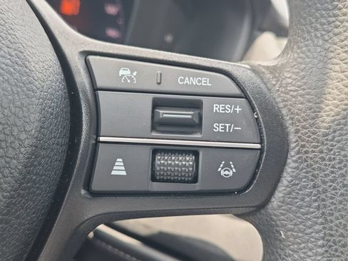 Used 2023 Honda Accord EX image 10