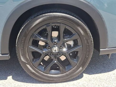 Used 2025 Honda HR-V Sport image 11