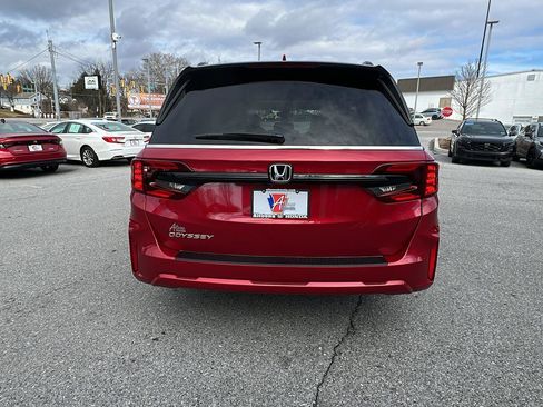 New 2026 Honda Odyssey EX-L image 5