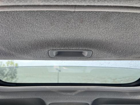 Used 2005 Honda CR-V EX image 10