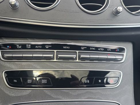 Used 2021 Mercedes-Benz E 450 4MATIC Sedan image 25