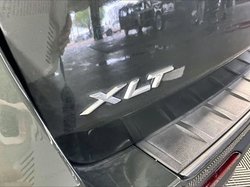 Used 2024 Ford Explorer XLT w/ Equipment Group 202A image 10