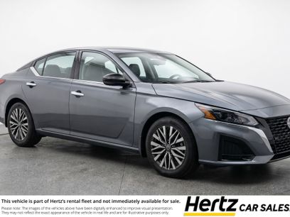 Used 2025 Nissan Altima 2.5 SV