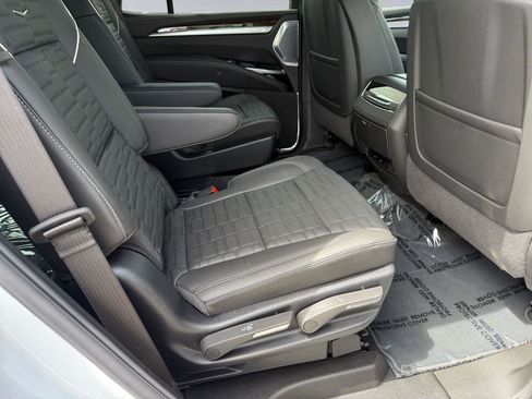 New 2026 Cadillac Escalade Platinum Sport AWD/4WD image 12
