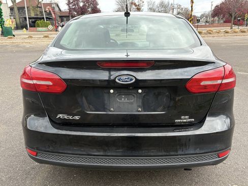 Used 2016 Ford Focus SE FWD image 10