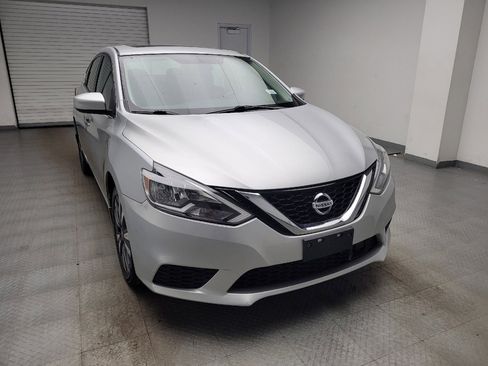 Used 2019 Nissan Sentra SV w/ Special Edition Package FWD image 14