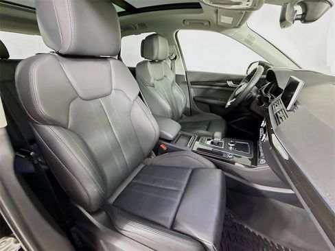 Used 2018 Audi Q5 Prestige w/ Prestige Package image 30