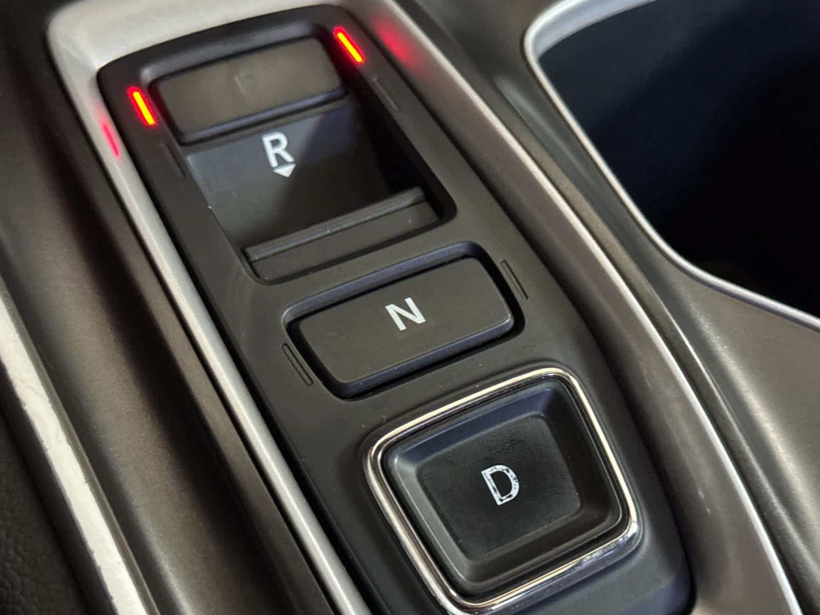 Used 2018 Honda Accord Touring image 23