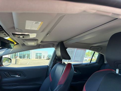 Used 2024 Toyota Prius Prime FWD image 20