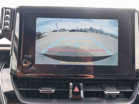 Used 2024 Toyota Corolla SE w/ SE Package FWD image 25