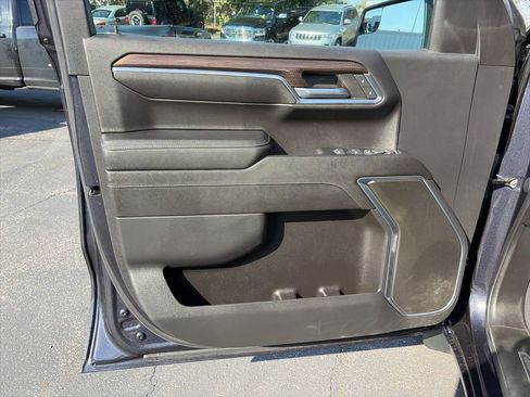 Used 2023 Chevrolet Silverado 1500 LT w/ Protection Package image 13