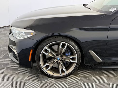 Used 2018 BMW M550i xDrive image 11