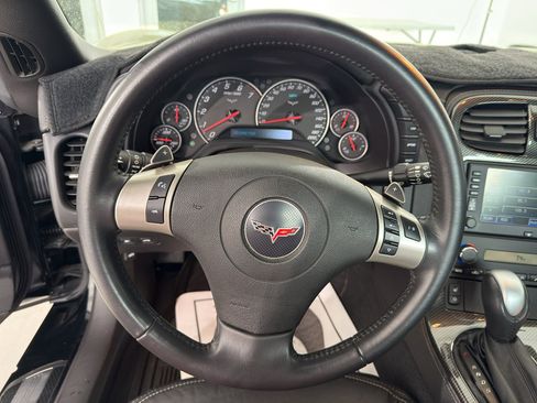 Used 2011 Chevrolet Corvette w/ Preferred Equipment Group image 21