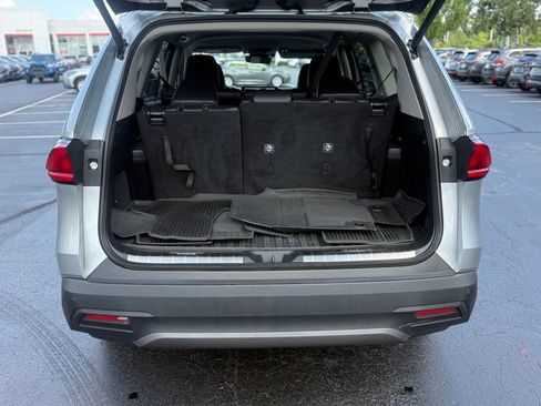 Used 2024 Toyota Grand Highlander AWD image 17