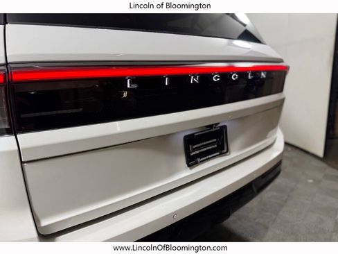 New 2025 Lincoln Navigator L Black Label image 26