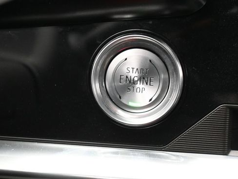 Used 2020 Chevrolet Corvette Stingray Preferred Cpe w/ 2LT Preferred Equipment Group RWD image 29
