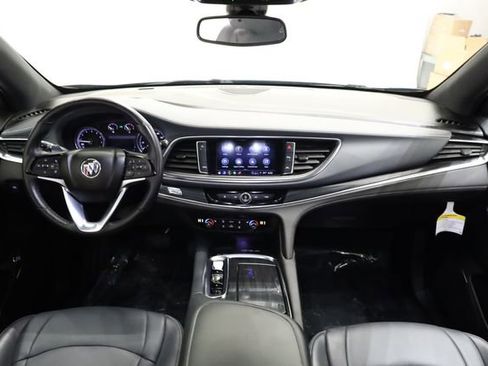 Used 2024 Buick Enclave Essence w/ LPO, Touring Package image 16