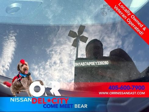 Used 2014 Nissan Sentra SR w/ SR Driver Package FWD image 2