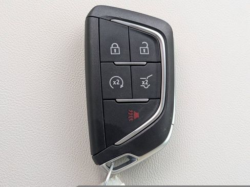 New 2026 Cadillac Vistiq Luxury w/ LPO, Floor Liner Package image 35