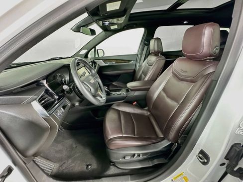 Used 2022 Cadillac XT6 Premium Luxury FWD image 21