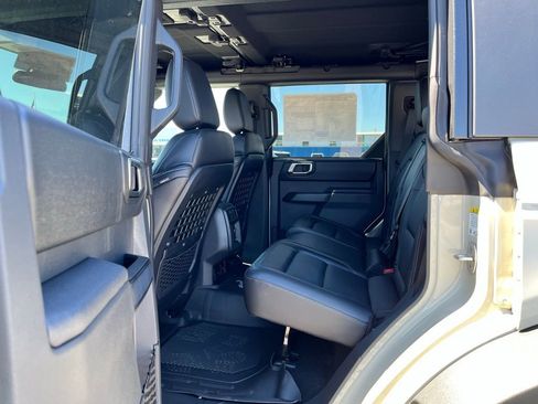 New 2026 Ford Bronco Badlands AWD/4WD image 25